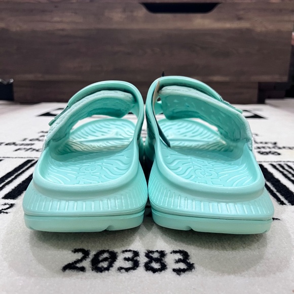 Hoka Ora Luxe Recovery Slides MIST GREEN / TRELLIS - Picture 4 of 7
